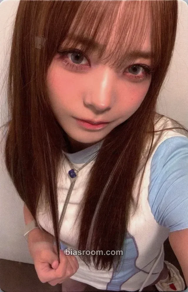 QWER - Siyeon - Rocknation : Rocket Launch!! Event merch photocard photocard set tour exclusive