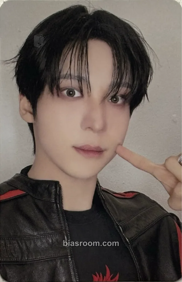 ATEEZ - Yunho - BAD Album kpop nara retail exclusive