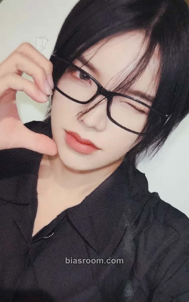 WAKER - Ijun - In Elixir: Spellbound Album everline fansign
