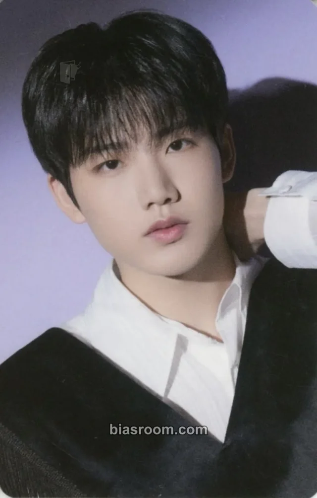 TREASURE - Junkyu - Treasure in the Night Garden Other merch photocard trading card B version round 2