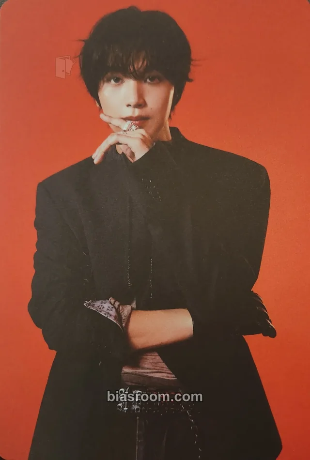 NCT 127 - Haechan - NCT 127 5TH TOUR 'NEO CITY : THE REDLINE' TOUR Event merch photocard entrance/attendance benefit vip ticket benefit day 2 trading card concept card selfie
