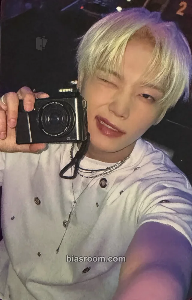 1Verse - Aito - LOOP Album album photocard