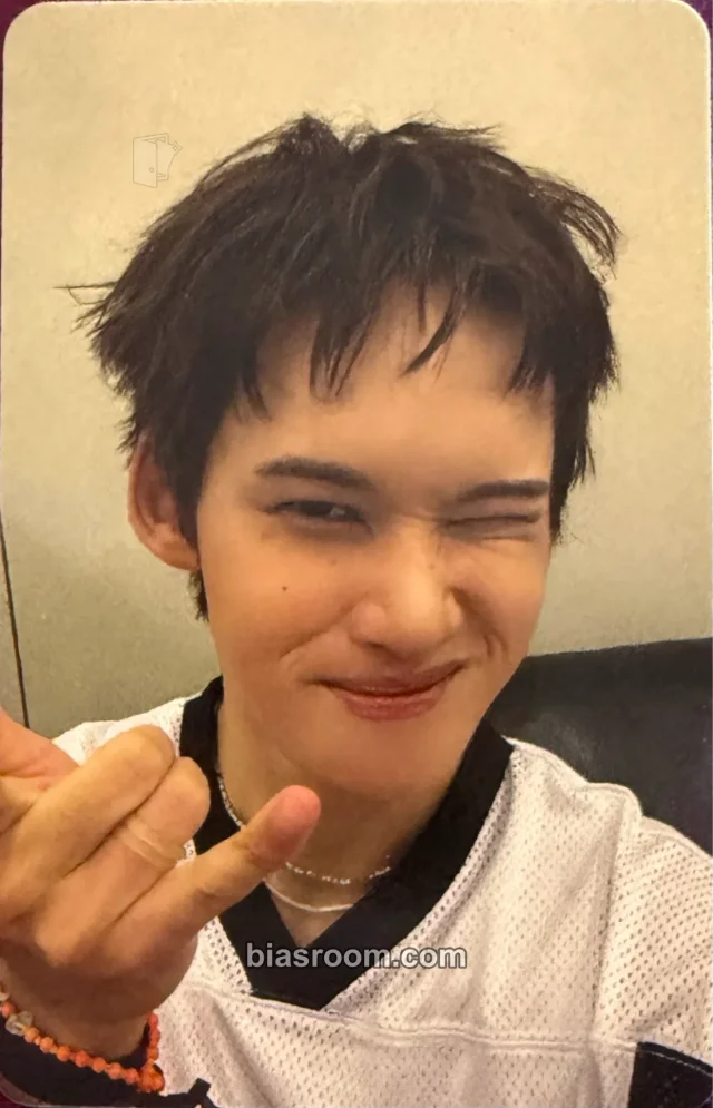 1Verse - Nathan - LOOP Album album photocard