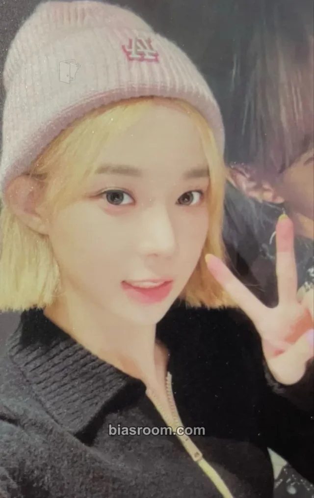 aespa - Winter - Girls Album lucky draw (LD) kmstation round 1 version 1