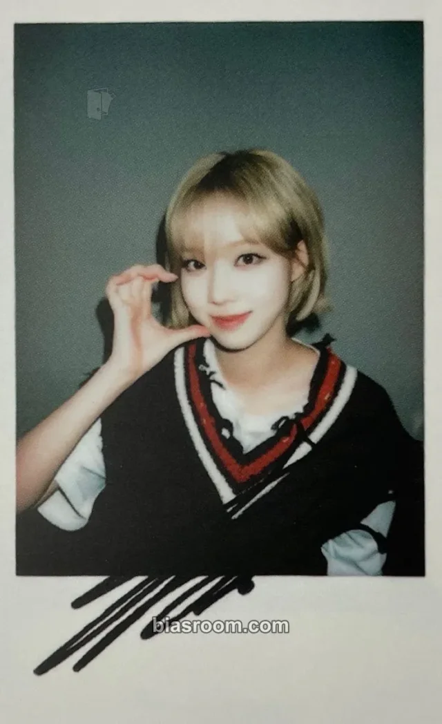 aespa - Winter - Girls Album kmstation new year's event polaroid printed signature version 2