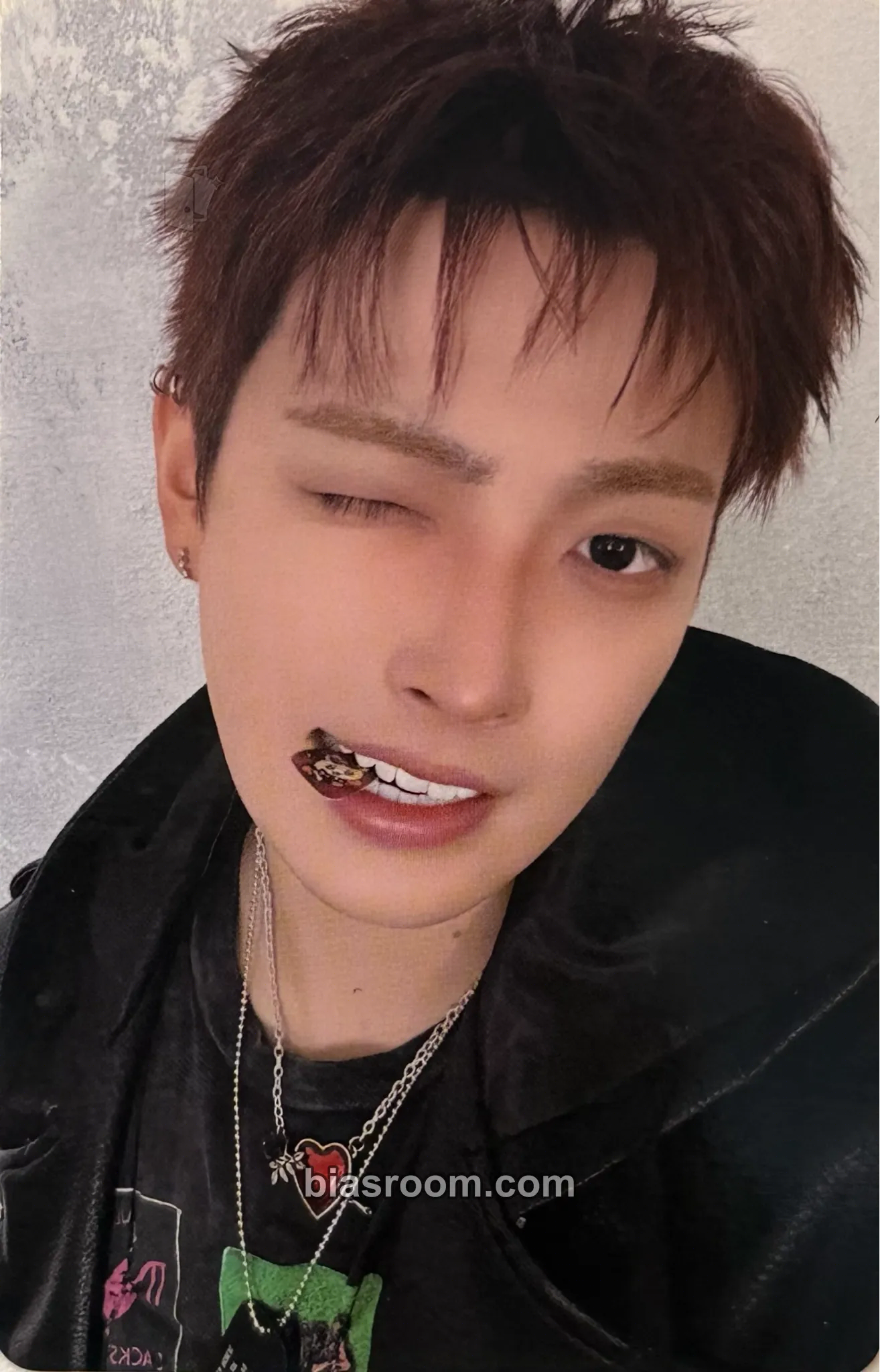 Hongjoong MIGHTEEZ Rock The Stage Photocard - ATEEZ - ATEEZ K-pop photocard