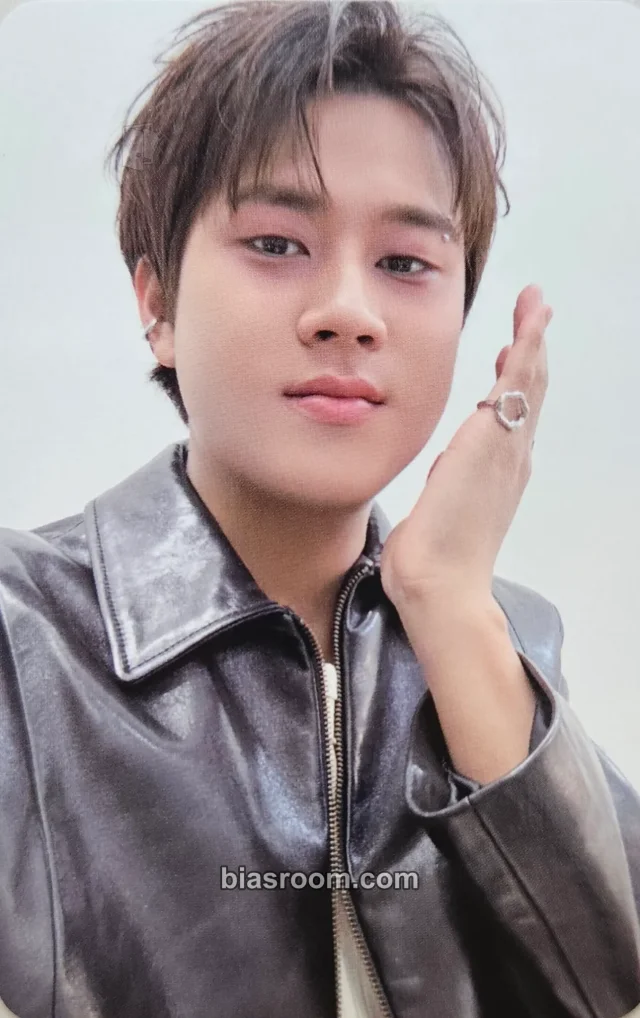 Lee Mujin - Lee Mujin - Lee Mujin - 2025 Lee Mujin Live Concert [오늘의, eMUtion] Event merch photocard offline