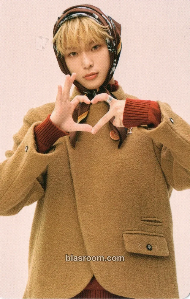 &TEAM - Harua  - 2025 &TEAM Fanmeeting '&❤︎' Event merch photocard