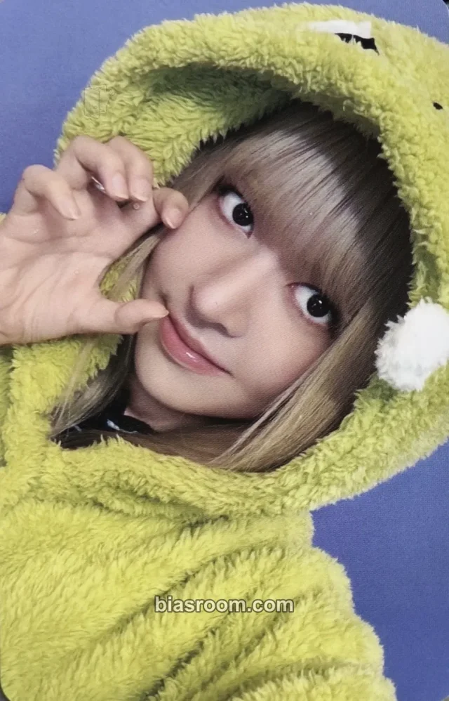 NMIXX - Lily - Heavy Serenade Album makestar video call/fancall round 8