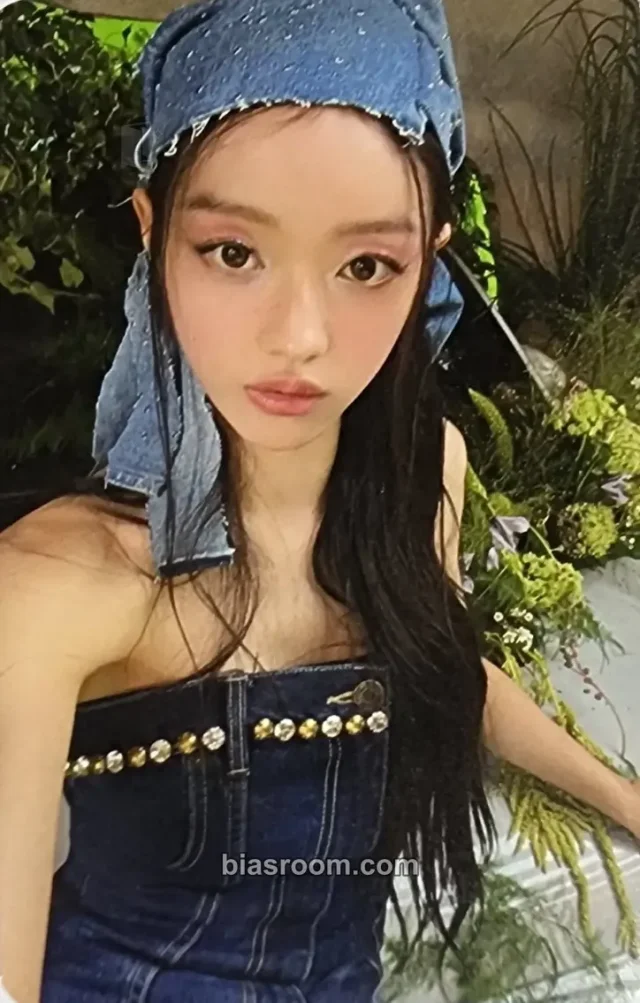 OH MY GIRL - YooA - SELFISH Album lotte duty free video call/fancall solo
