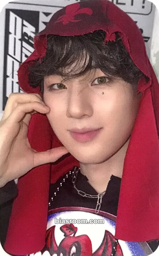 8TURN - Yoonsung - Uncharted Drift Album flnk fansign round 1