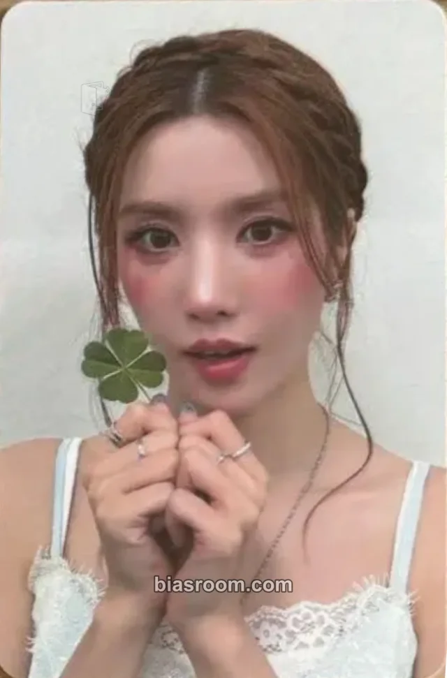 Kwon Eunbi - Kwon Eunbi - DEJAVU Album minirecord video call/fancall