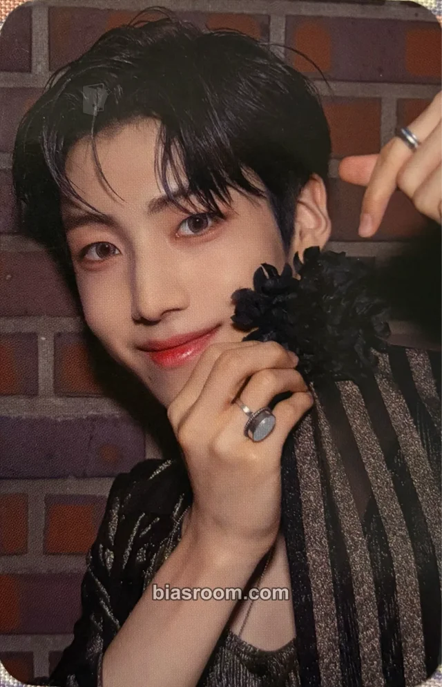 Younite - Eunsang - Beautiful Scar (Lee Eunsang) Album album photocard scar version