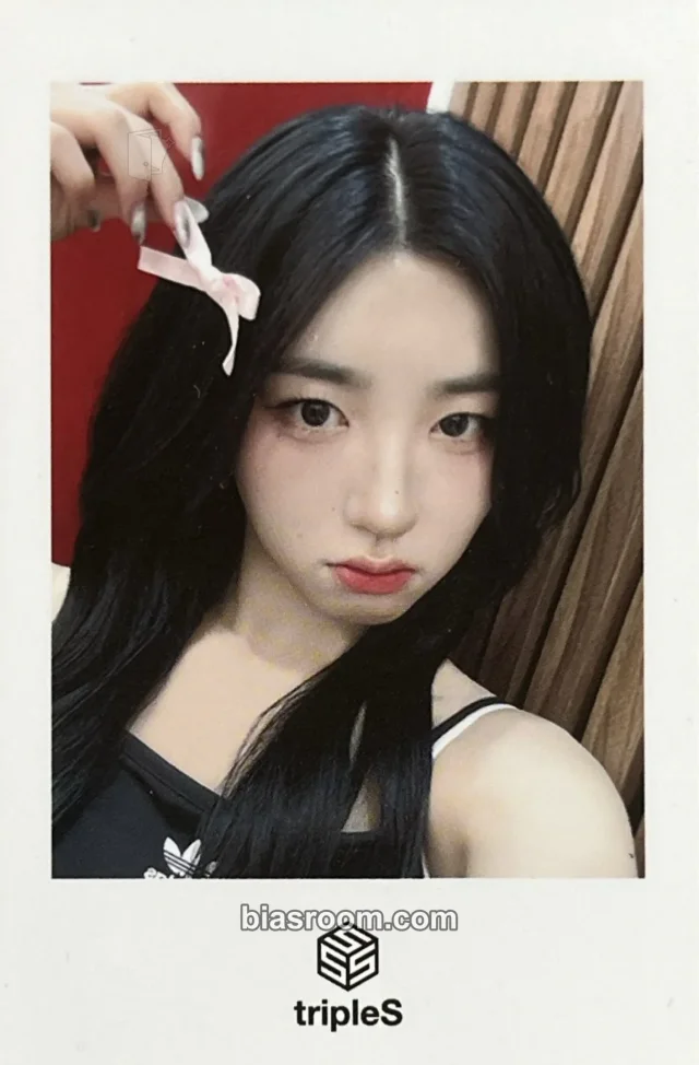 tripleS - Sohyun - Assemble25 Album mymusictaste (mmt) round 1 fansign polaroid