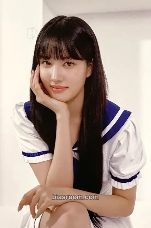 STAYC - Yoon - MEDIHEAL x STAYC 2023 (YOON & ISA) Other brand collaboration mediheal postcard