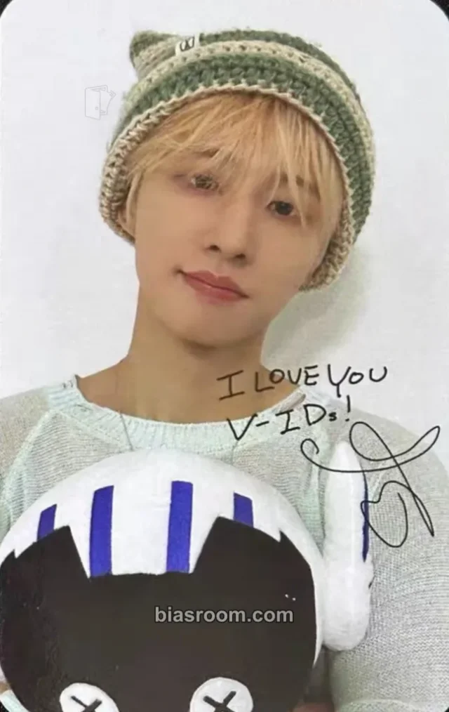 B.I - B.I - Last Parade Tour  Event entrance/attendance benefit vietnam printed signature