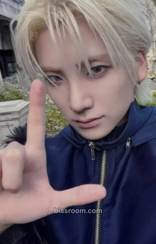 &TEAM - Yuma - Mark on Me Album tower records japan lucky draw (LD)