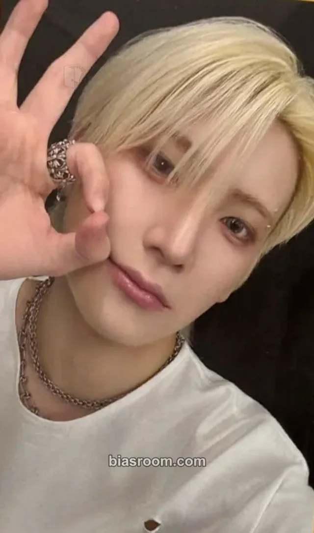 &TEAM - Yuma - Mark on Me Album weverse japan shop (wvj) lucky draw (LD) round 1