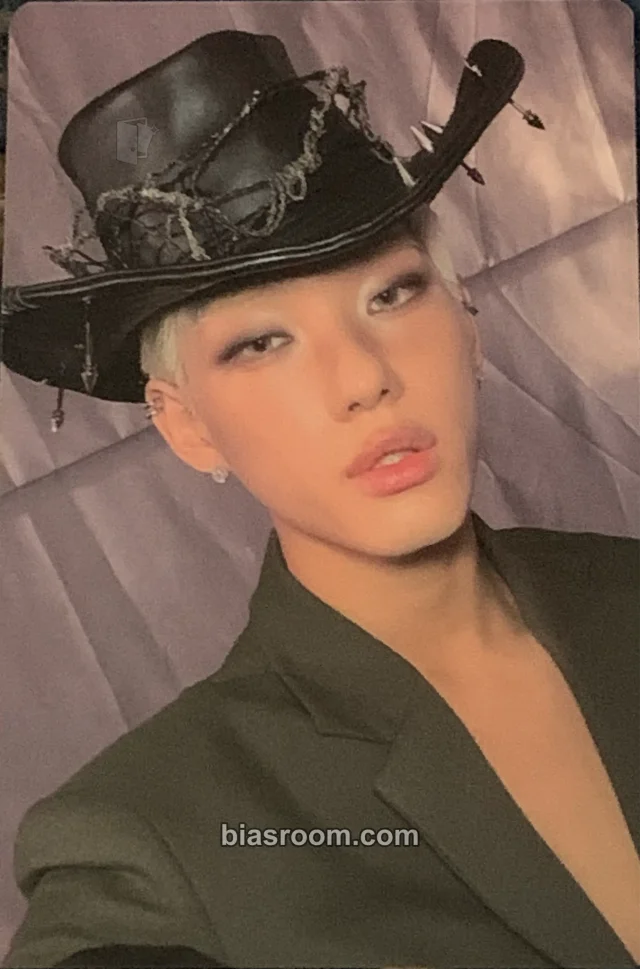 ALL(H)OURS - Xayden - Unbound Album album photocard