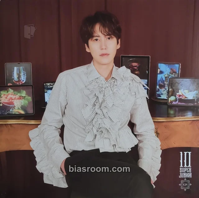 SUPER JUNIOR - Kyuhyun - The Renaissance Album album inclusion photo print item set square version member version square card