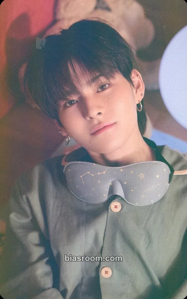 Yoshi 2022 Welcoming Collection Photocard - TREASURE - TREASURE K-pop photocard