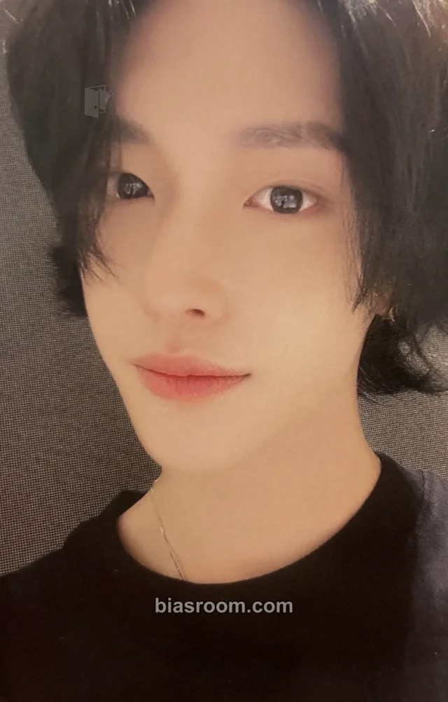 RIIZE - Wonbin - Get A Guitar Album withfans / yizhiyu (yzy) fansign round 3