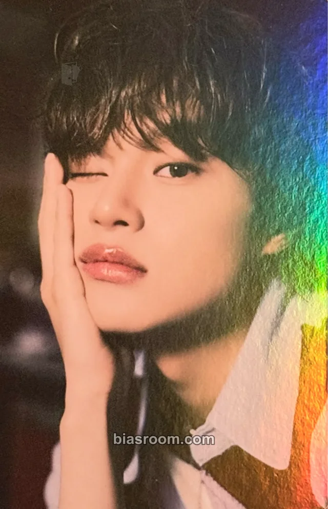 AB6IX - Daehwi - UPSIDE DOWN Album standard version up version double-sided holographic (hologram) album photocard