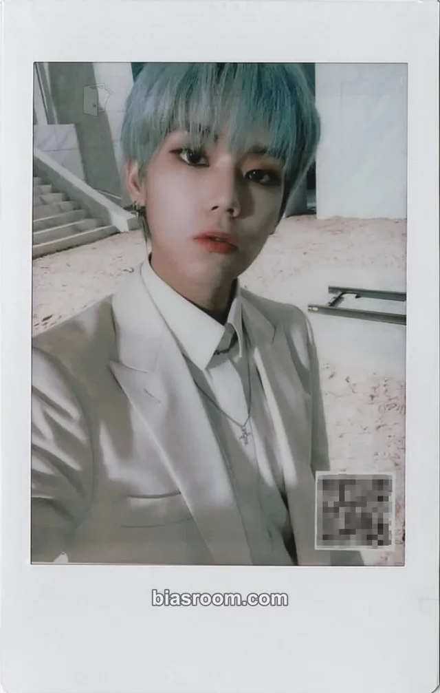 ENOi - Laon - W.A.Y. Release Cafe Event Event cafe event event polaroid qr card