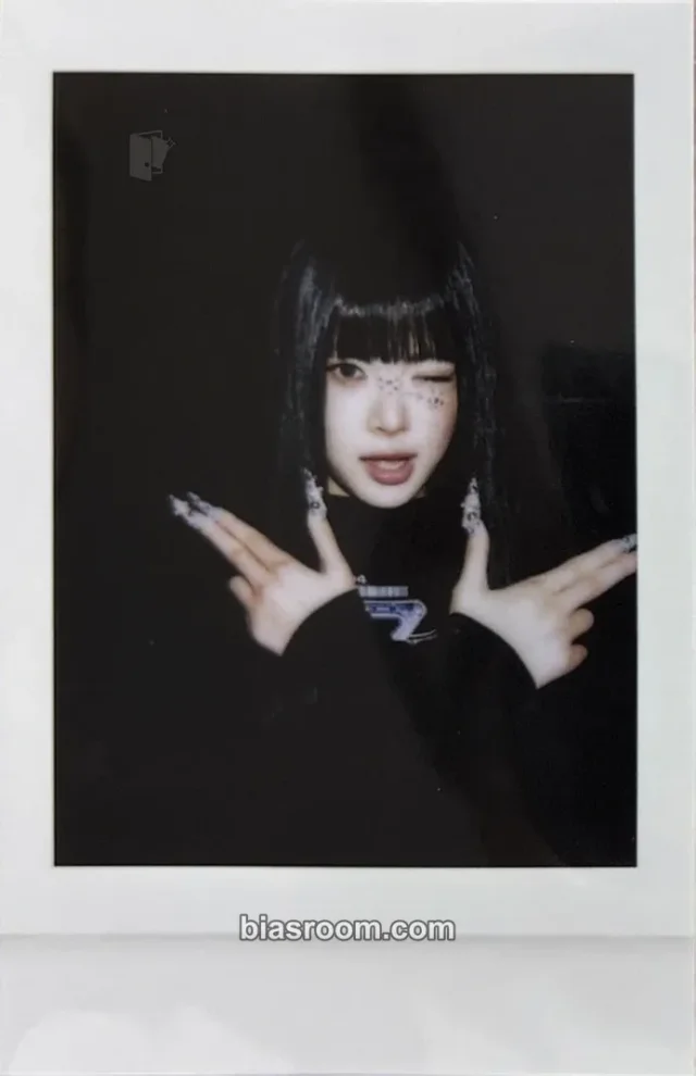 LE SSERAFIM - Hong Eunchae - Made My Night Album polaroid merch photocard trading card