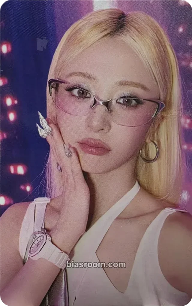 LE SSERAFIM - Huh Yunjin - Made My Night Album pop-up lucky draw (LD)