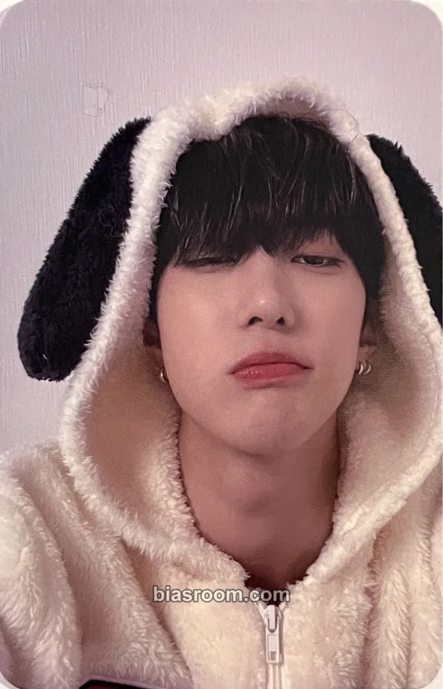 ONE PACT - Jongwoo (Ze:U) - 2023 Yoon Jong Woo Fan Meeting "Moonlight" Event platform photocard set