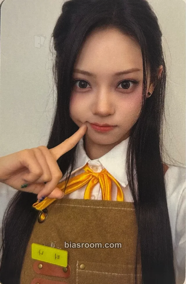 UNCHILD - Tina - We Are UNCHILD Album apple music fansign cafe event winner benefit
