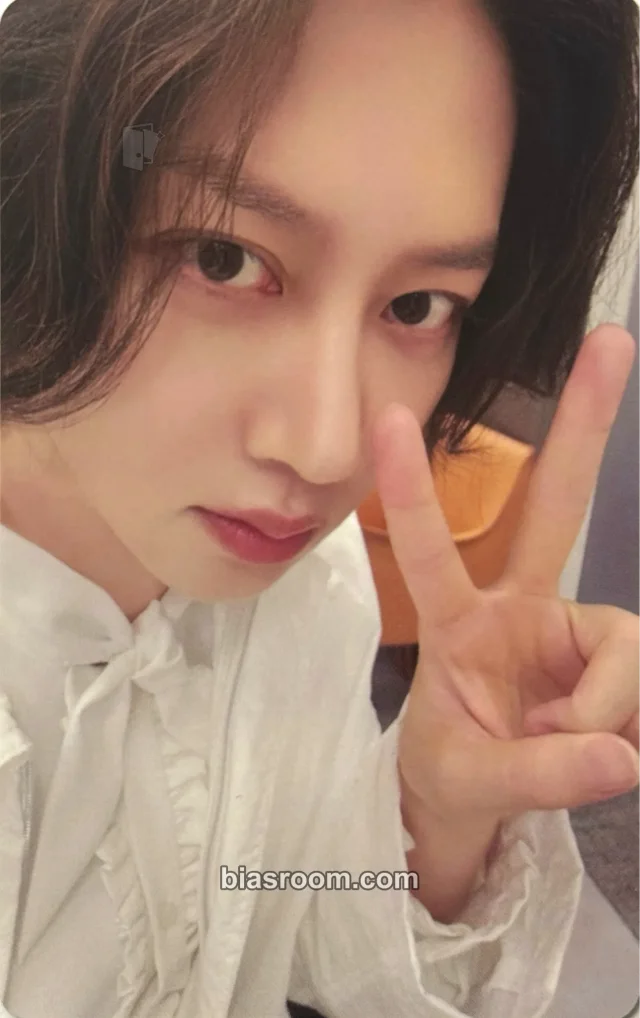 SUPER JUNIOR - Heechul - 2025 Season's Greetings - Brunch Lab Other trading card season's greetings
