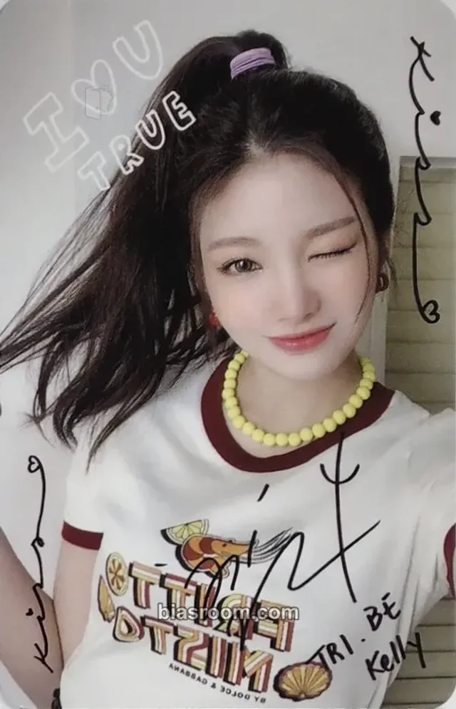 Kelly TRI.BE Leviosa K-pop photocard