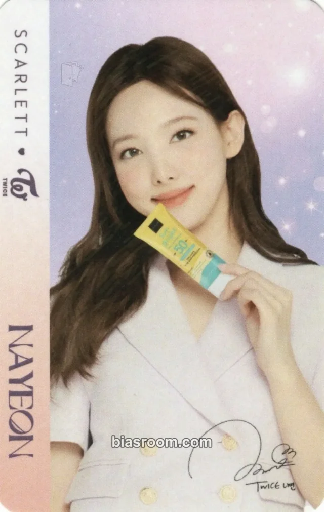 TWICE - Nayeon - TWICE x Scarlett Other brand collaboration holographic (hologram) round 2 scarlett