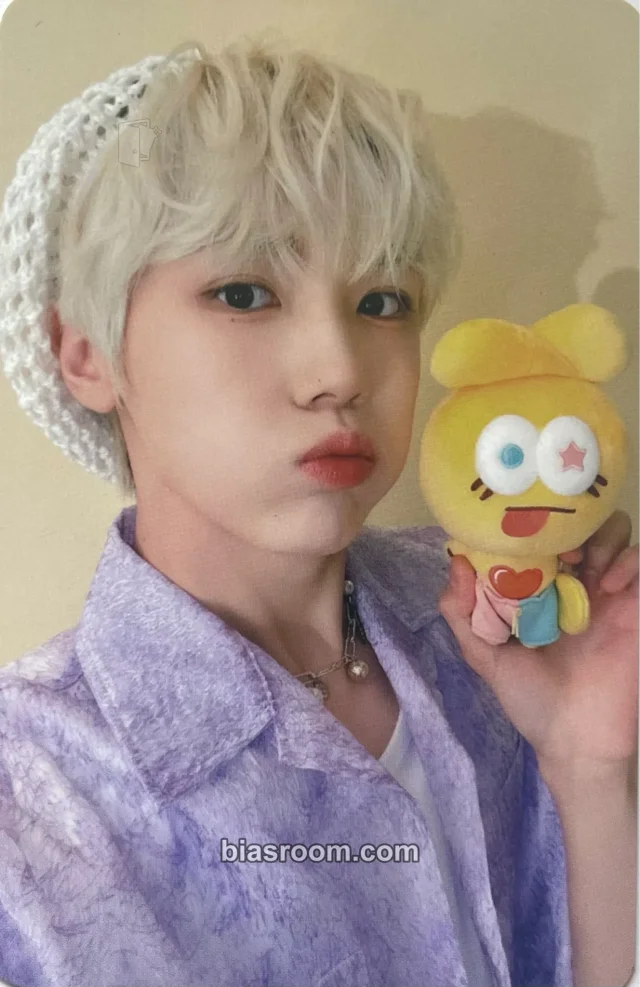CRAVITY - Seongmin - SUMMER CCREW Pop-Up Store Event doll/figure/plush merch photocard pop-up