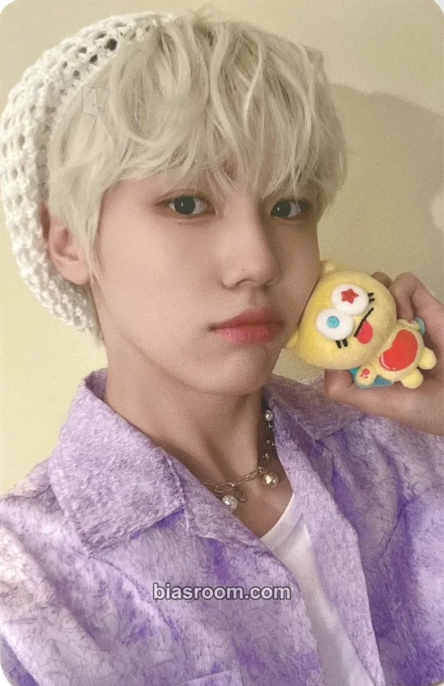 CRAVITY - Seongmin - SUMMER CCREW Pop-Up Store Event doll/figure/plush mini edition merch photocard pop-up