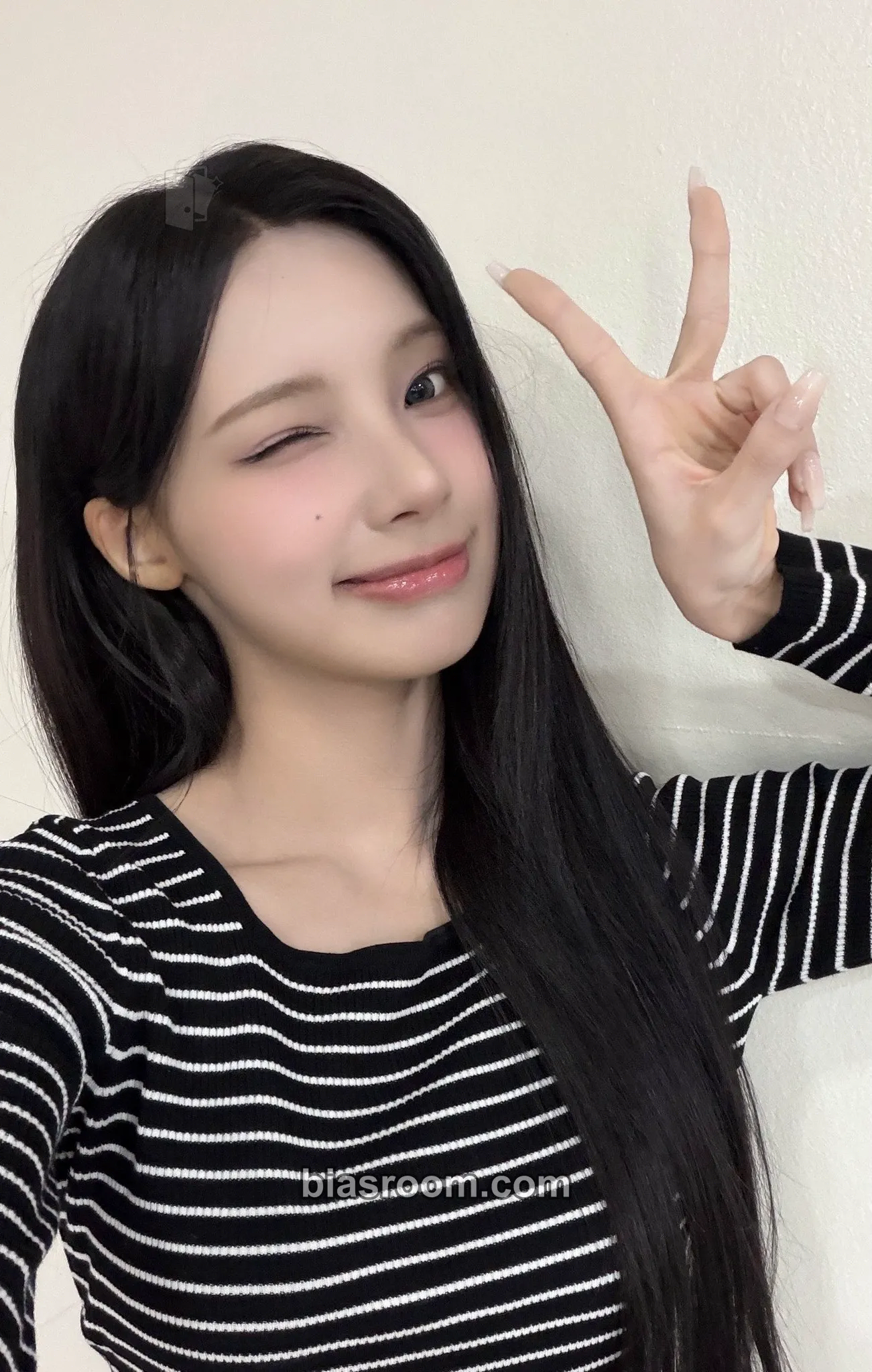 Woni blip x LUSH Super Fan Party Photocard - RESCENE - RESCENE K-pop photocard