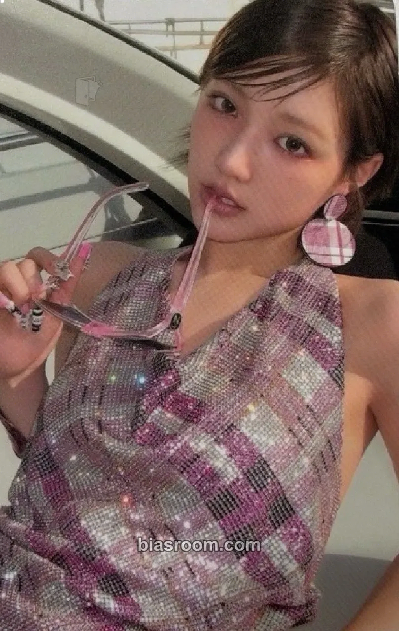 Jiyu WhyKiiiKiii Photocard - KiiiKiii - photocard K-pop di KiiiKiii