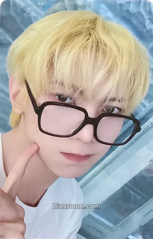 ATEEZ - Yeosang - MIGHTEEZ Rock The Stage Other trading card USA