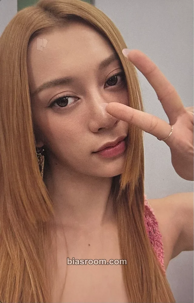 Megan KATSEYE SIS (Soft Is Strong) K-pop photocard