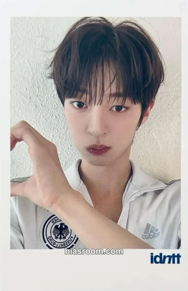 idntt - Cho EunChan - itsnotover Album 1st music pob (pre-order benefit) polaroid