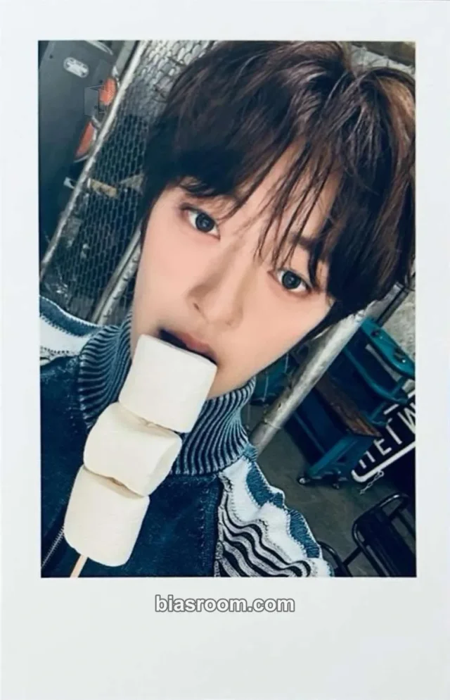 idntt - Cho EunChan - itsnotover Album whosfan cafe event polaroid