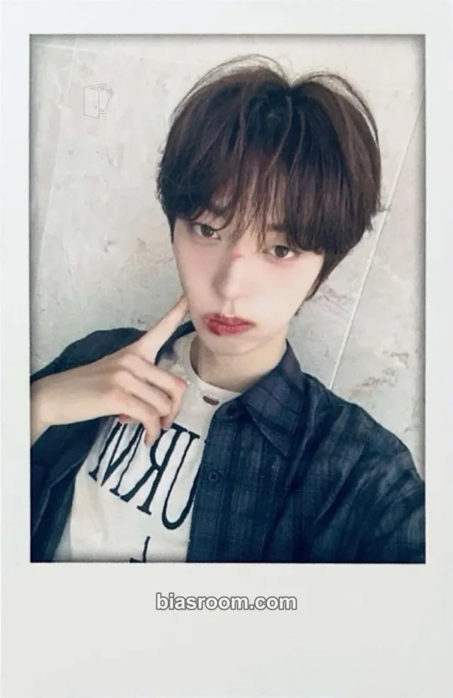 idntt - Cho EunChan - itsnotover Album soundwave pob (pre-order benefit) polaroid