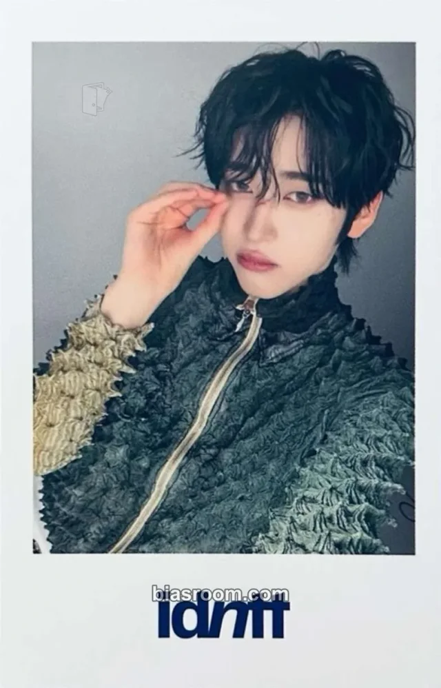 idntt - ToWa - itsnotover Album mystargoods (MSG) polaroid pob (pre-order benefit)