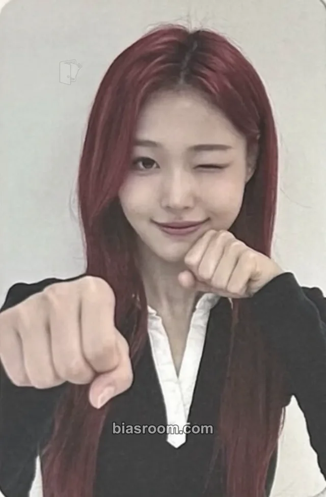 AtHeart - Arin - Plot Twist Album nemoz shop round 2 video call/fancall