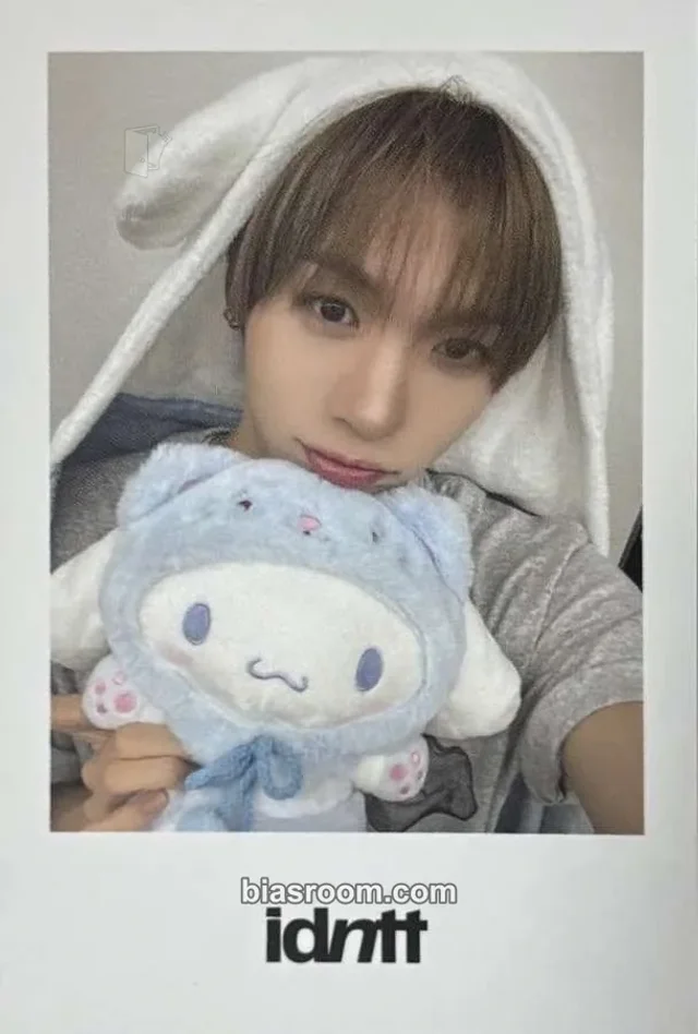 idntt - Choi TaeIn - itsnotover Album polaroid sanrio hellolive round 3 video call/fancall 1:1