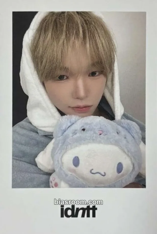 idntt - Lee JaeYoung - itsnotover Album hellolive round 3 polaroid 1:1 video call/fancall sanrio