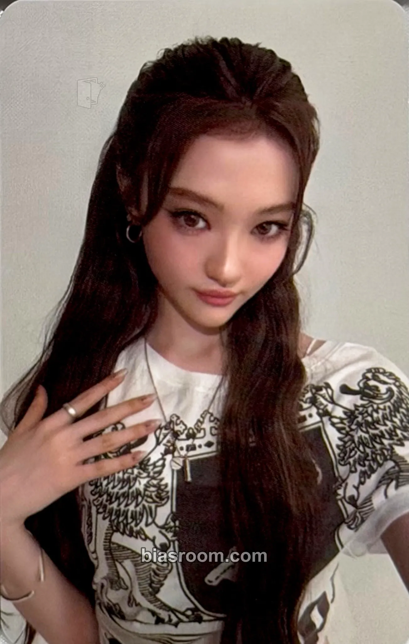 Ella BITE NOW Photocard - MEOVV - MEOVV K-pop photocard