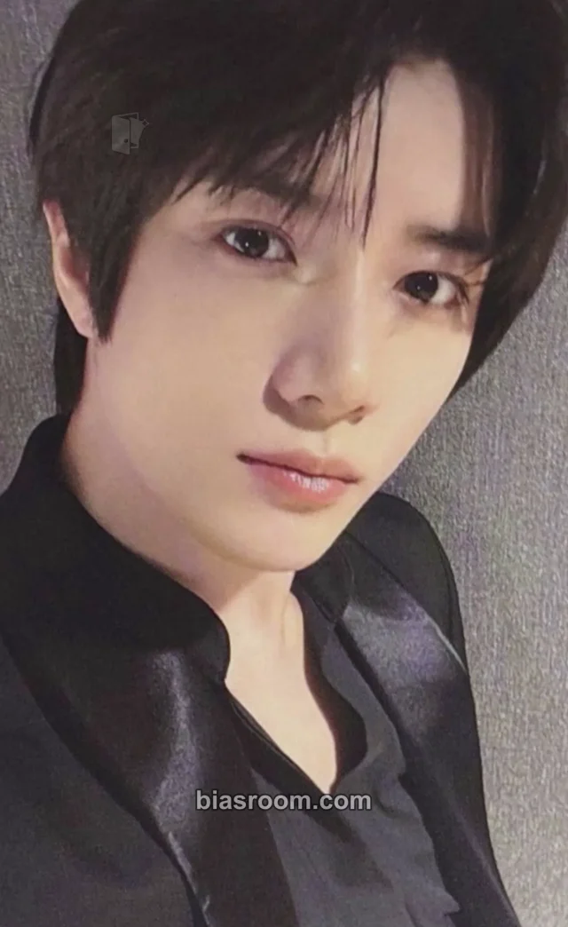 Beomgyu TOMORROW X TOGETHER Setsuna Hanabi K-pop photocard